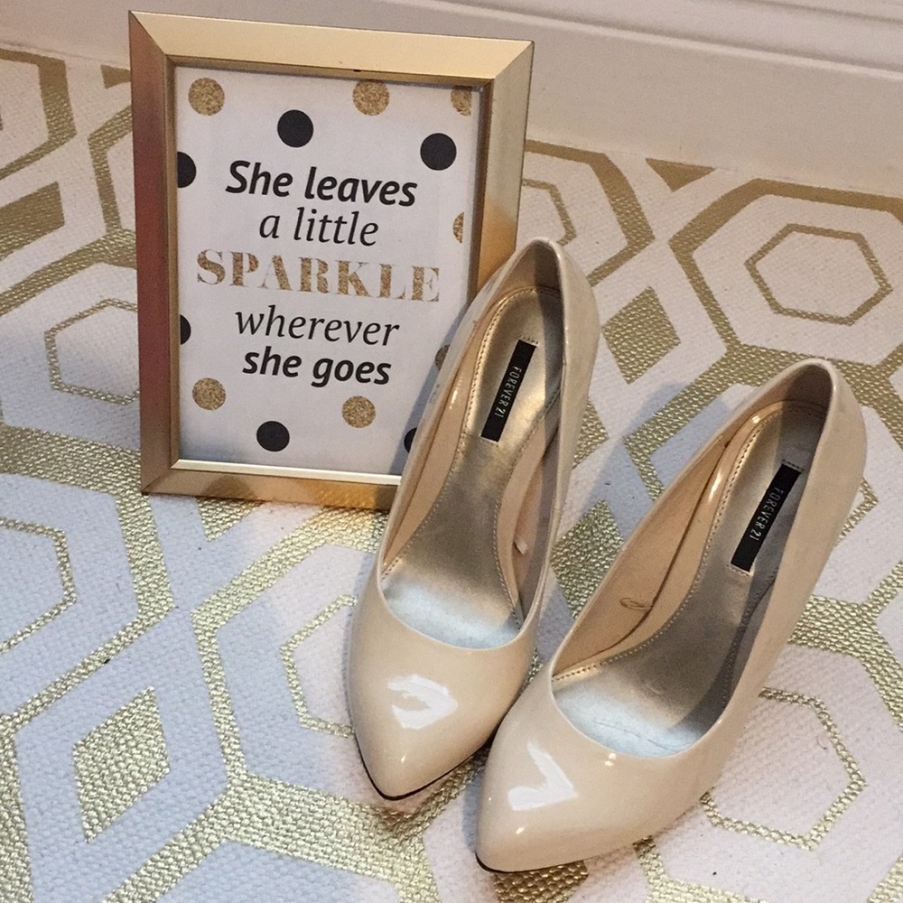 👡 Forever 21 New without Tags Pumps 👡 - Picture 1 of 4